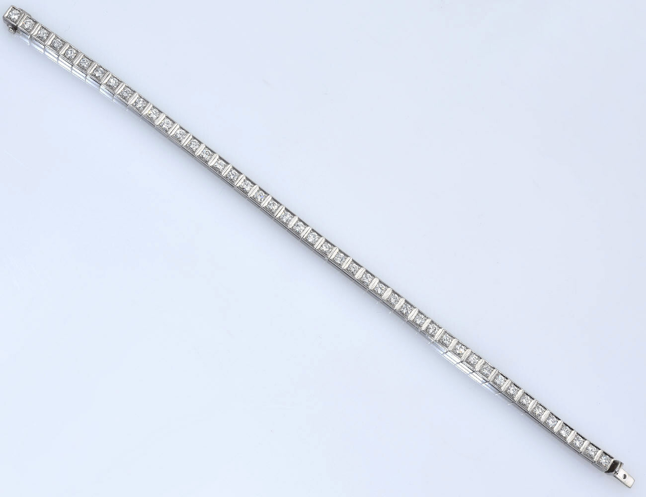 Tennis Armband 18 cm 750/000 18 K Weißgold 45 Diamanten zus. 3,25 ct