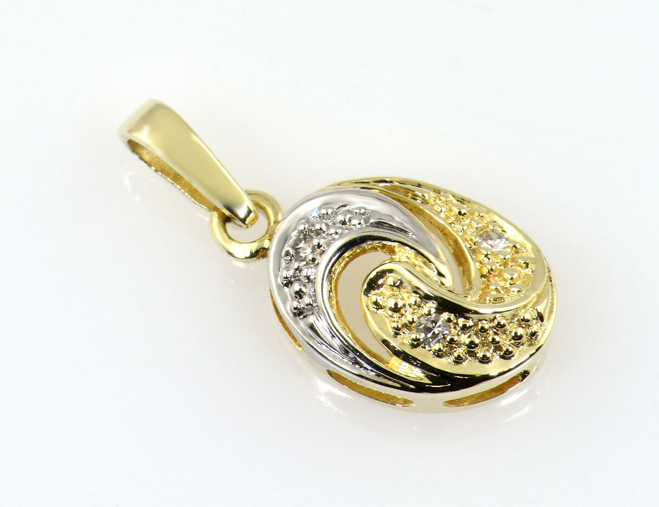 Anhänger 585/000 14 K Gelbgold 3 Diamanten zus. 0,03 ct