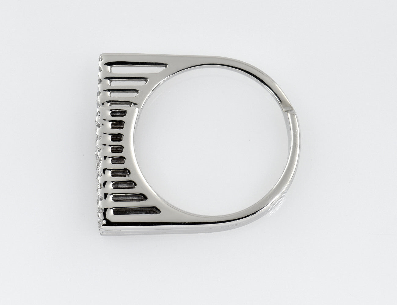 Diamant Ring 750/000 18 K Weißgold 35 Brillanten zus. 0,35 ct