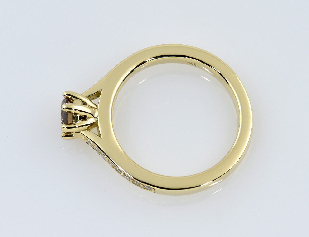 Solitär Diamant Ring 585/000 14 K Gelbgold 17 Brillanten zus. 0,72 ct