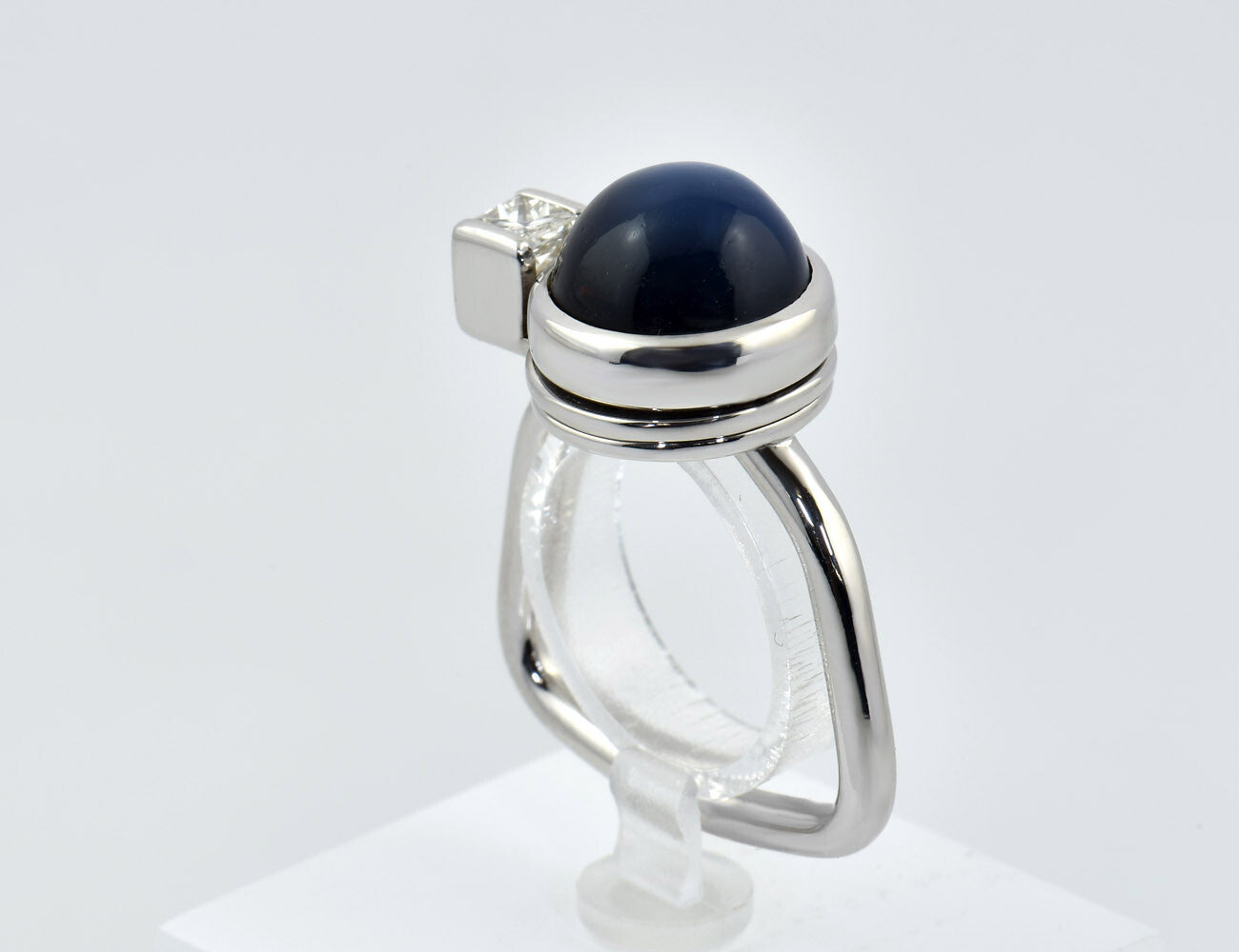Ring Mondstein 750/000 18 K Weißgold Brillant 0,25 ct