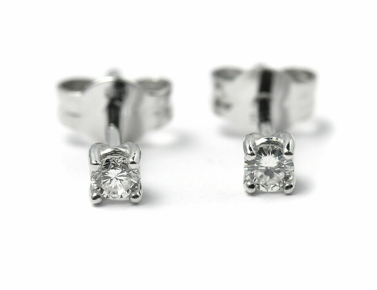 Solitär Brillant Ohrstecker Ohrringe 585 14K Weißgold, 2 Diamanten zus. 0,195 ct