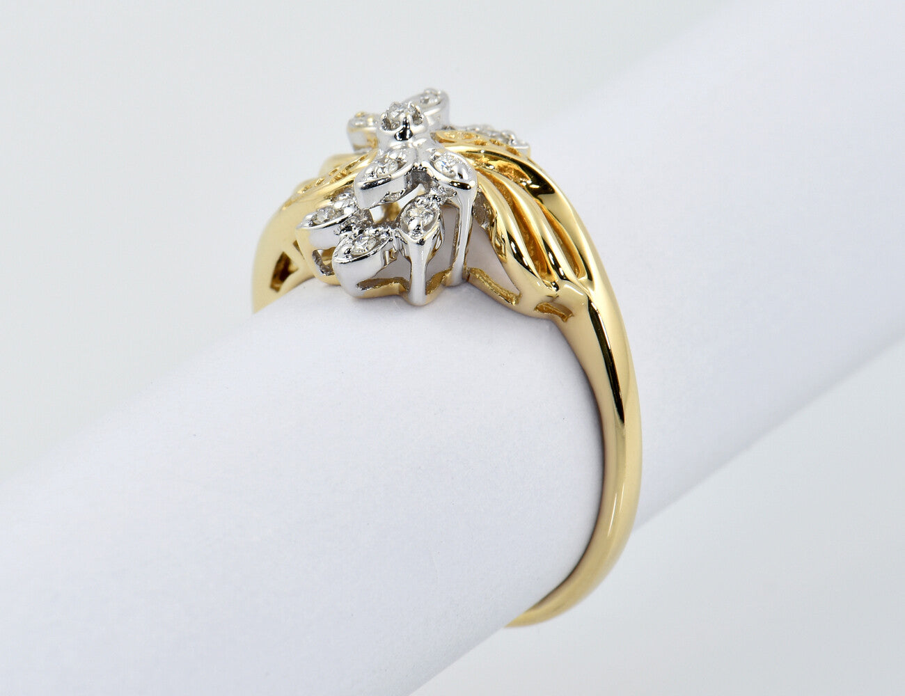 Diamantring 585/000 14 K Gelbgold 11 Brillanten zus. 0,10 ct