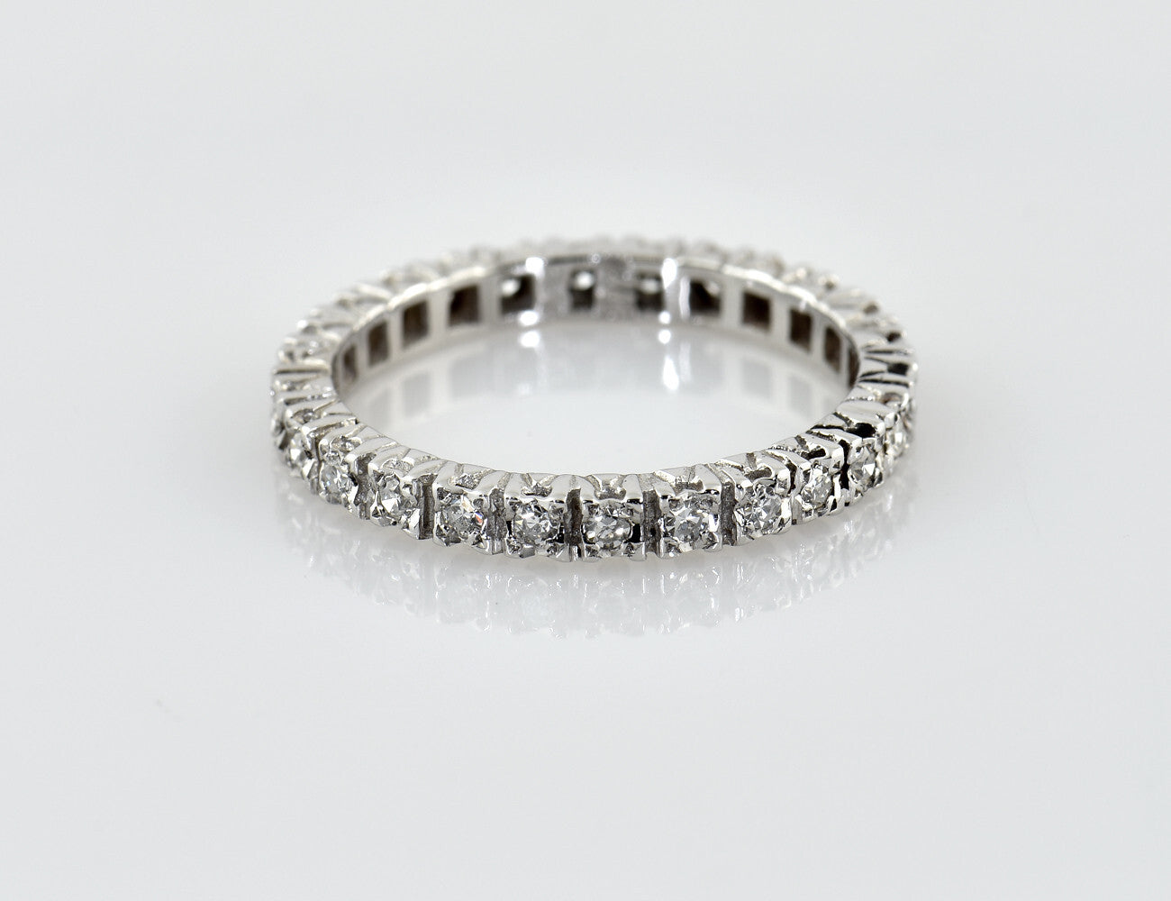 Memoire Diamant Ring 585/000 14 K Weißgold 26 Brillanten zus. 0,75 ct