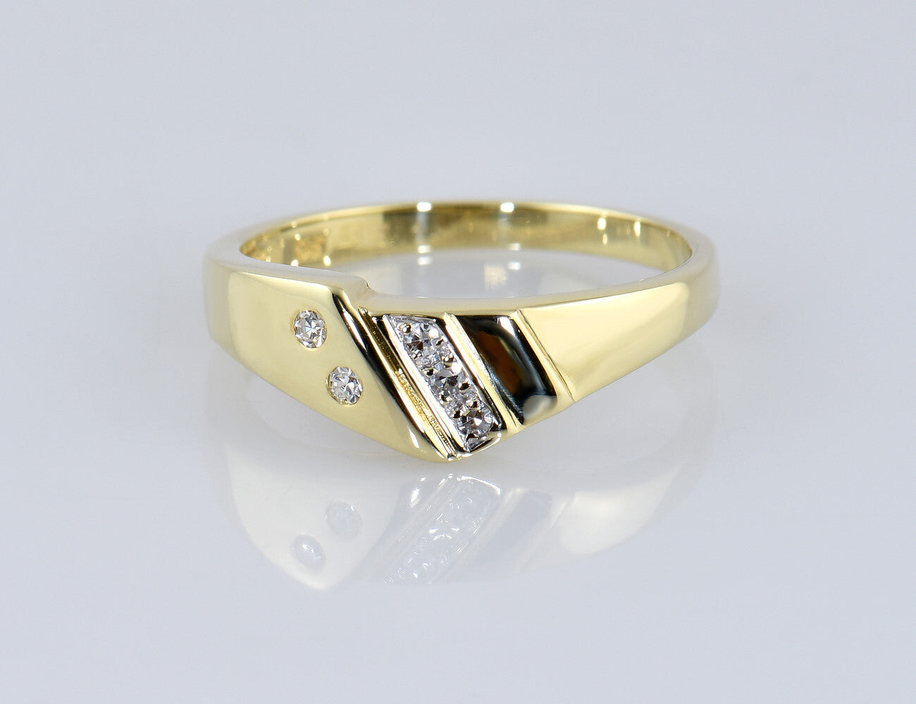 Diamant Ring 585/000 14 K Gelbgold 5 Diamanten zus. 0,07 ct
