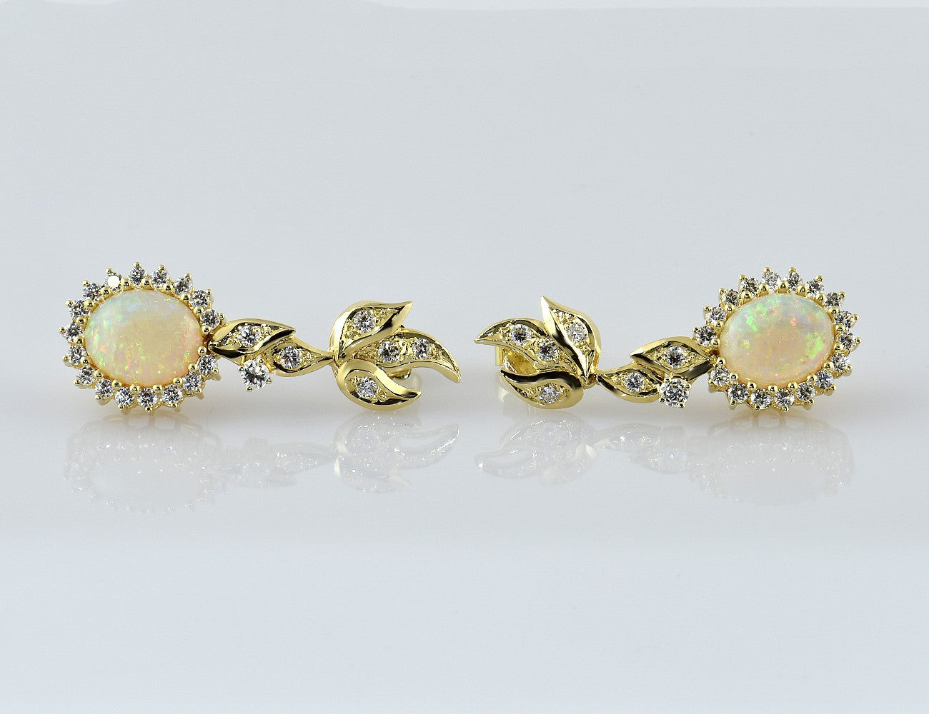 Ohrstecker Hänger Opal 585/000 14 K Gelbgold 46 Brillanten zus. 1,67 ct