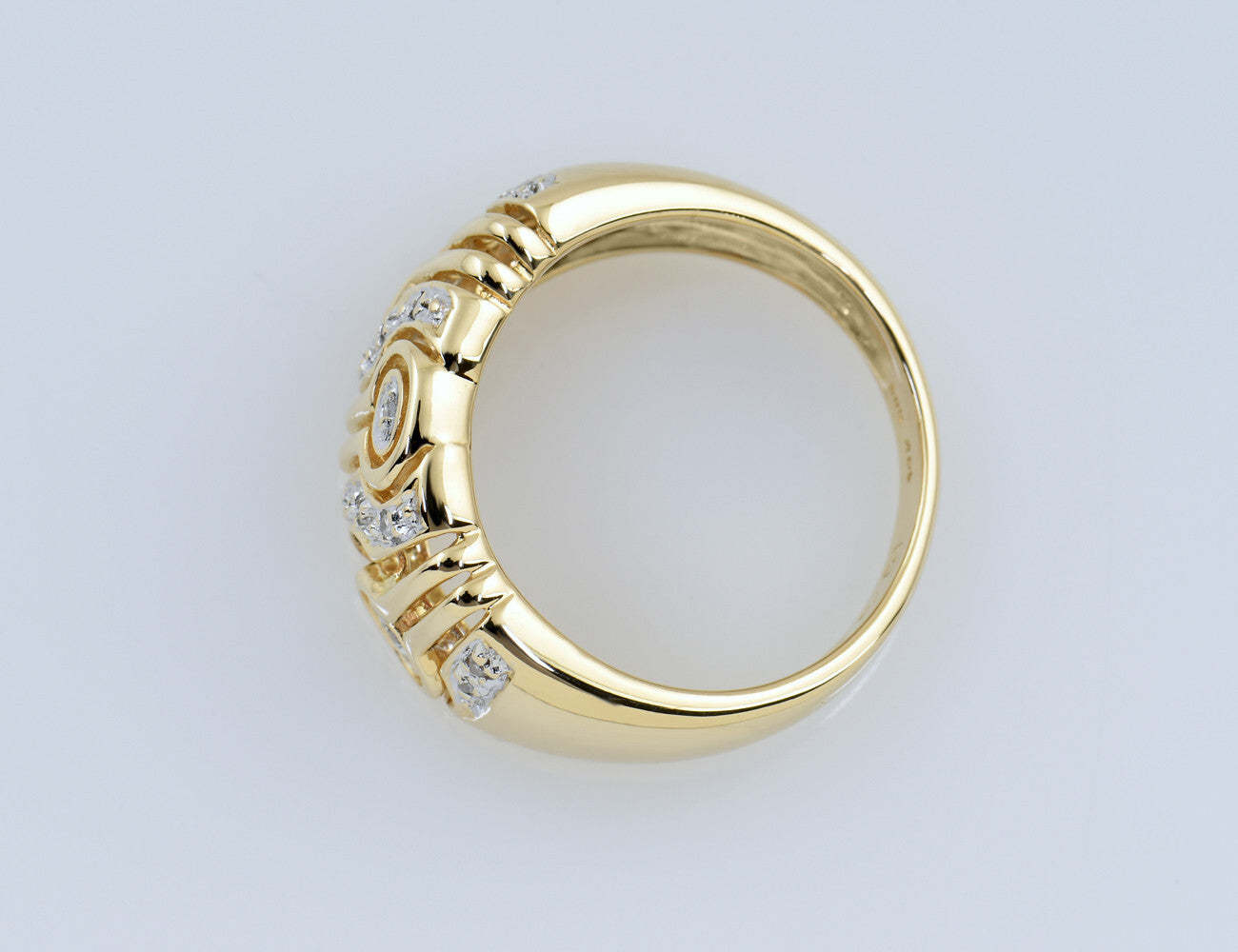 Diamant Ring 585/000 14 K Gelbgold 13 Diamanten zus. 0,12 ct