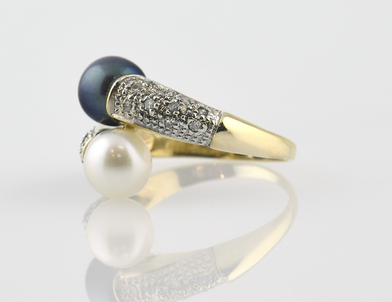 Ring Zuchtperlen 585/000 14 K Gelbgold, 20 Diamanten zus. 0,10 ct