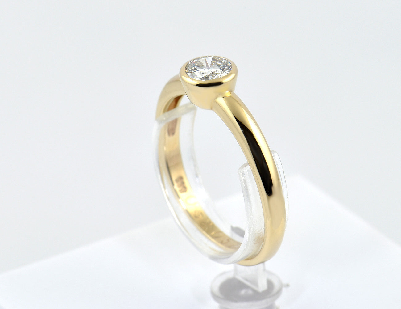 Diamant Solitär Ring 585/000 14 K Gelbgold Brillant 0,52 ct