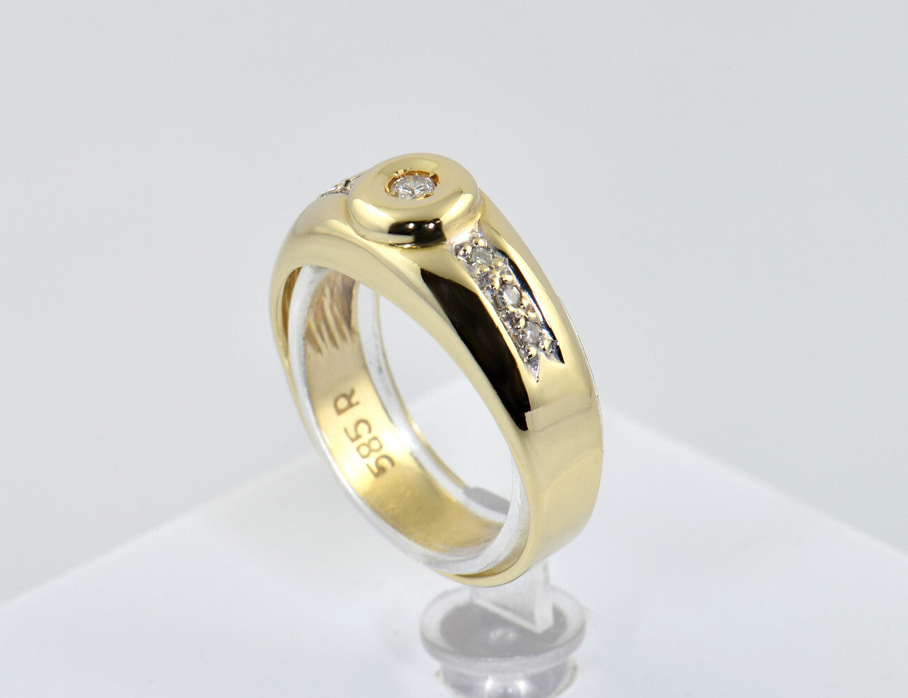 Diamant Ring 585/000 14 K Gelbgold 7 Diamanten zus. 0,10 ct