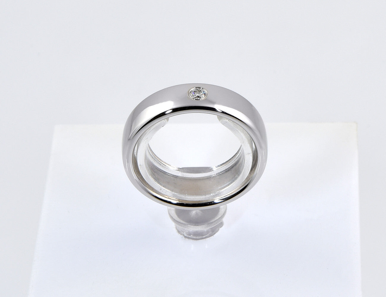 Diamant Ring 333/000 8 K Weißgold 1 Brillant 0,035 ct