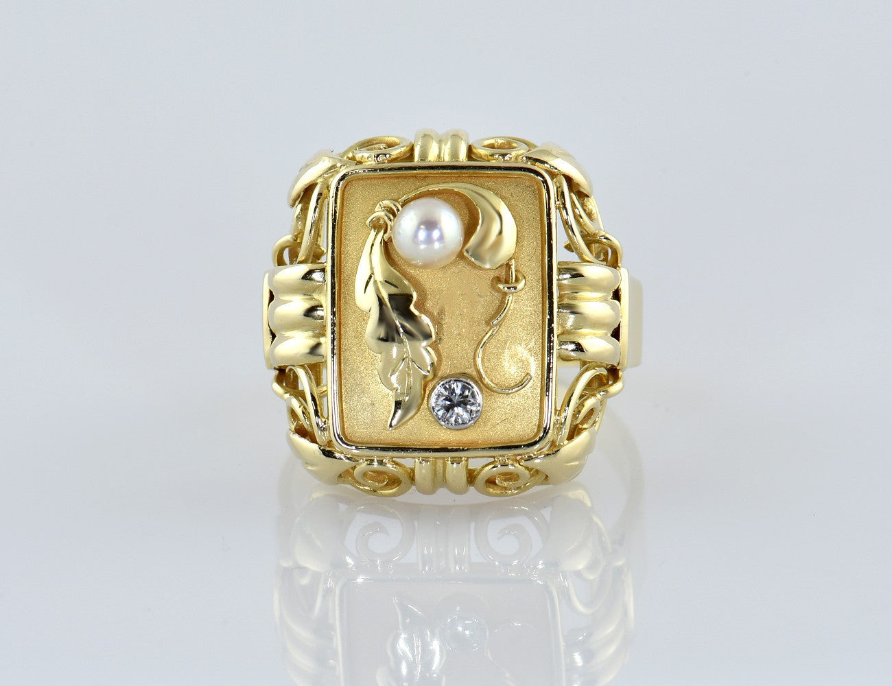 Antiker Ring Perle Diamant 585/00 14 K Gelbgold,  Brillant 0,05 ct