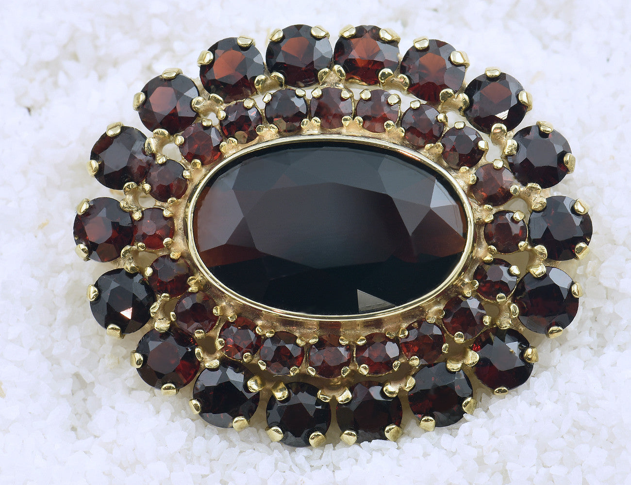 Brosche Granat 333/000 8 K Gelbgold