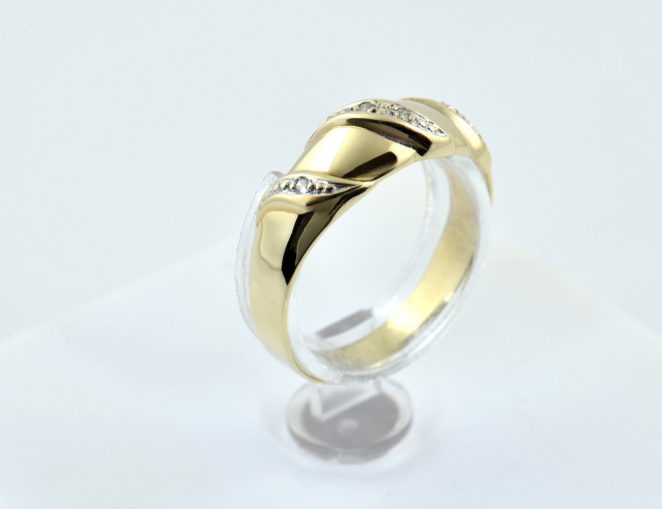Diamant Ring 585/000 14 K Gelbgold 4 Diamanten zus. 0,04 ct