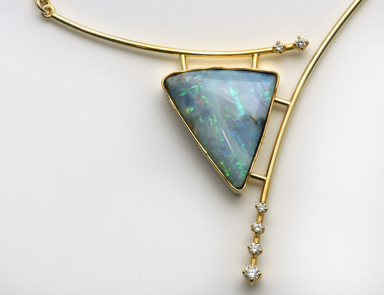 Kette Boulder Opal Handanfertigung 585 14 K Gelbgold 6 Brillanten zus. 0,40 ct