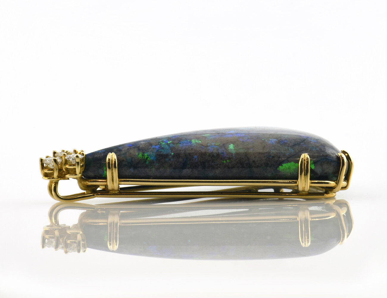 Anhänger Boulder Opal 750/000 18 K Gelbgold, 3 Brillanten zus. 0,52 ct