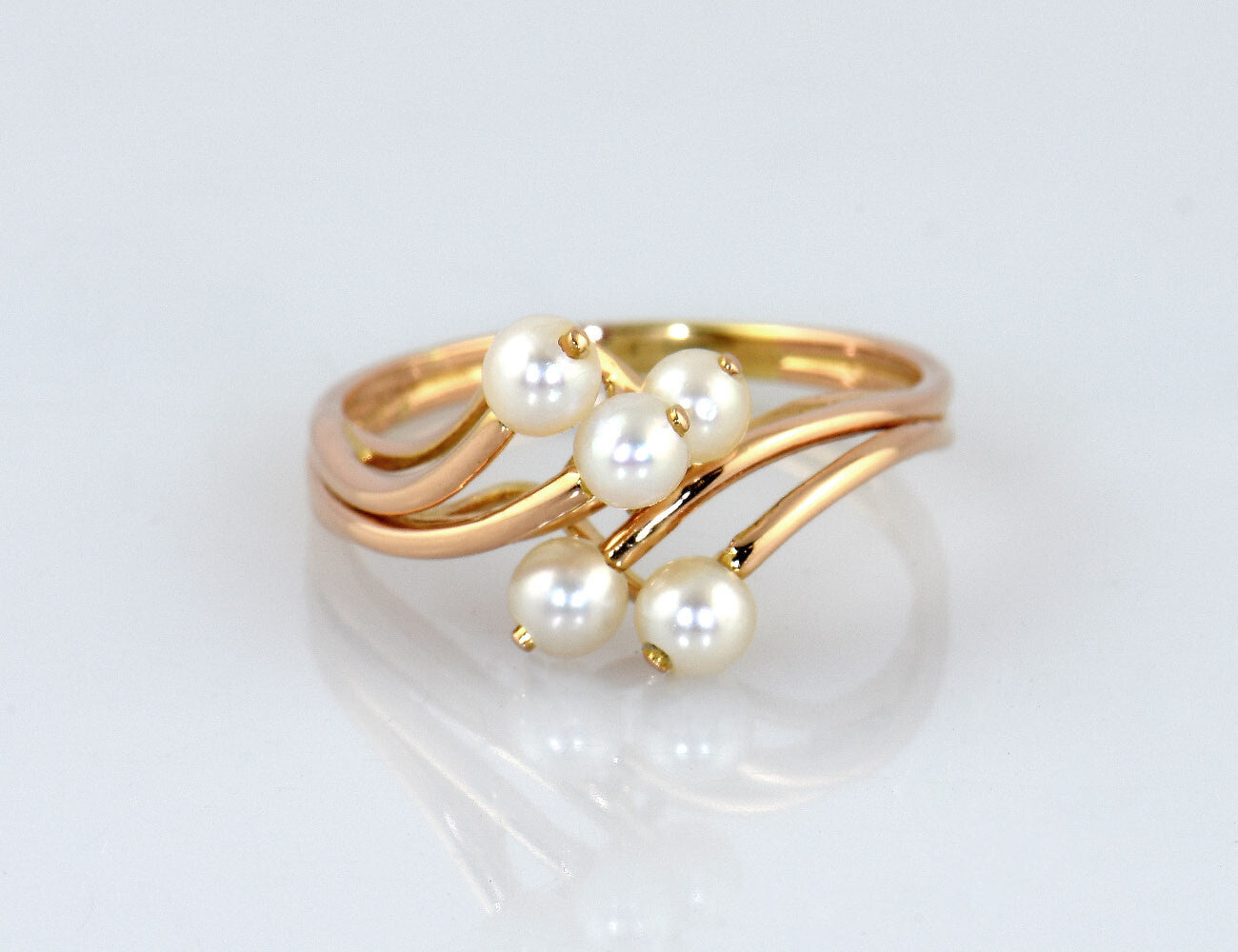 Ring Pearls 750/000 18 K red gold
