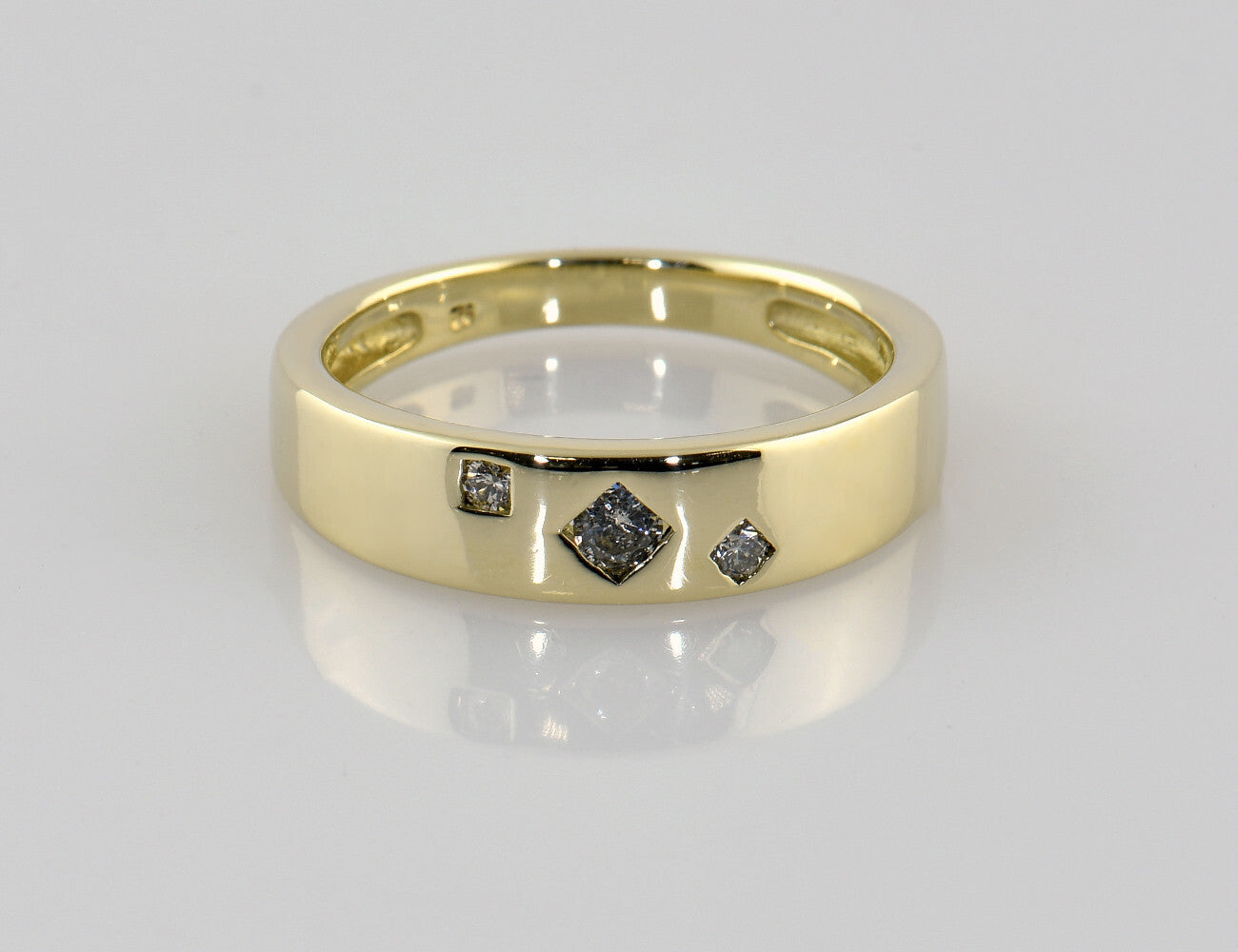 Diamant Ring 585/000 14 K Gelbgold 3 Brillanten zus. 0,15 ct