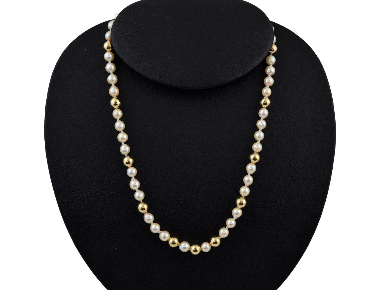 Akoyaperlenkette 585/000 14 K Gelbgoldschließe 16 Diamanten zus. 0,15 ct