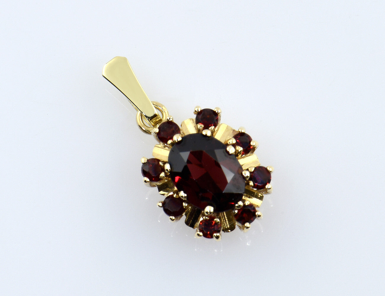 Anhänger Granat 585/000 14 K Gelbgold