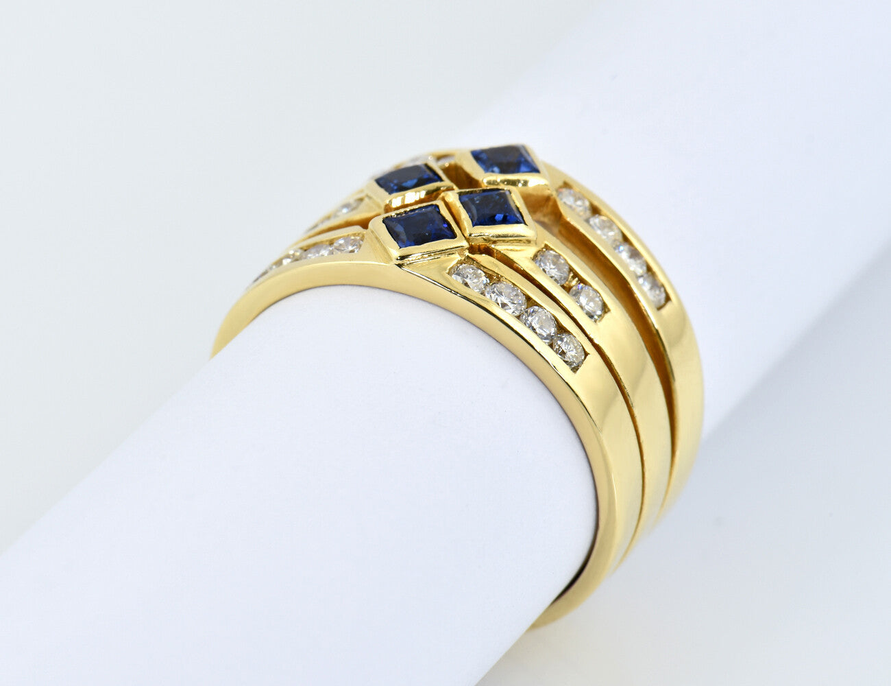 Saphir Diamant Ring 750/000 18 K Gelbgold 20 Brillanten zus. 0,40 ct