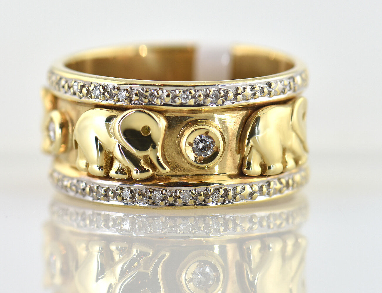 Diamant Ring 585 14 K Gelbgold 18 Diamanten zus. 0,22 ct