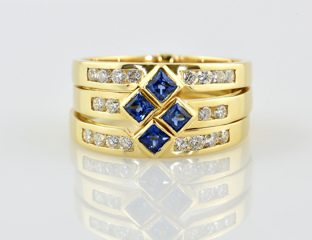 Saphir Diamant Ring 750/000 18 K Gelbgold 20 Brillanten zus. 0,40 ct