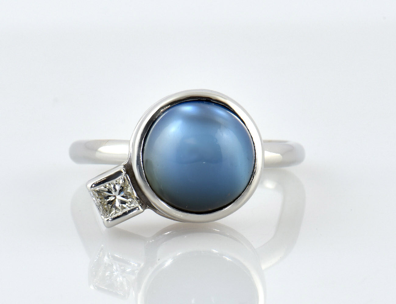 Ring Mondstein 750/000 18 K Weißgold Brillant 0,25 ct