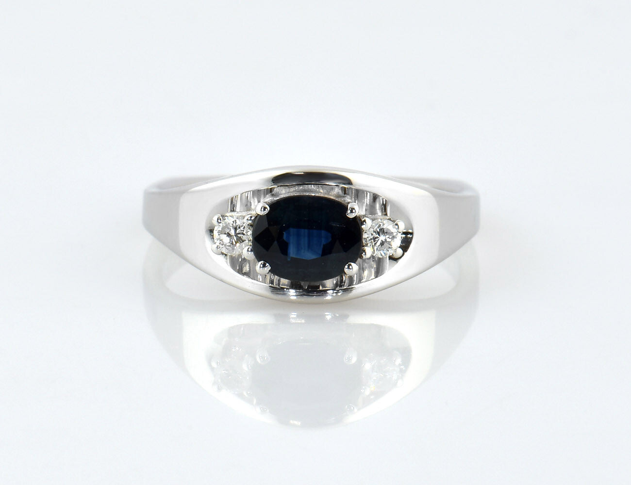 Saphir Diamant Ring 750/000 18 K Weißgold 2 Brillanten zus. 0,08 ct