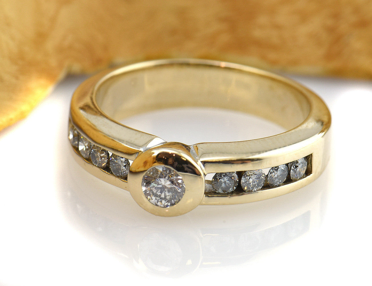 Diamant Ring 585/000 14 K Gelbgold 9 Brillanten zus. 0,45 ct