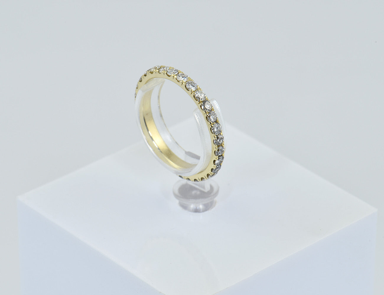 Memoire Diamant Ring 585/000 14 K Gelbgold 30 Brillanten zus. 0,90 ct