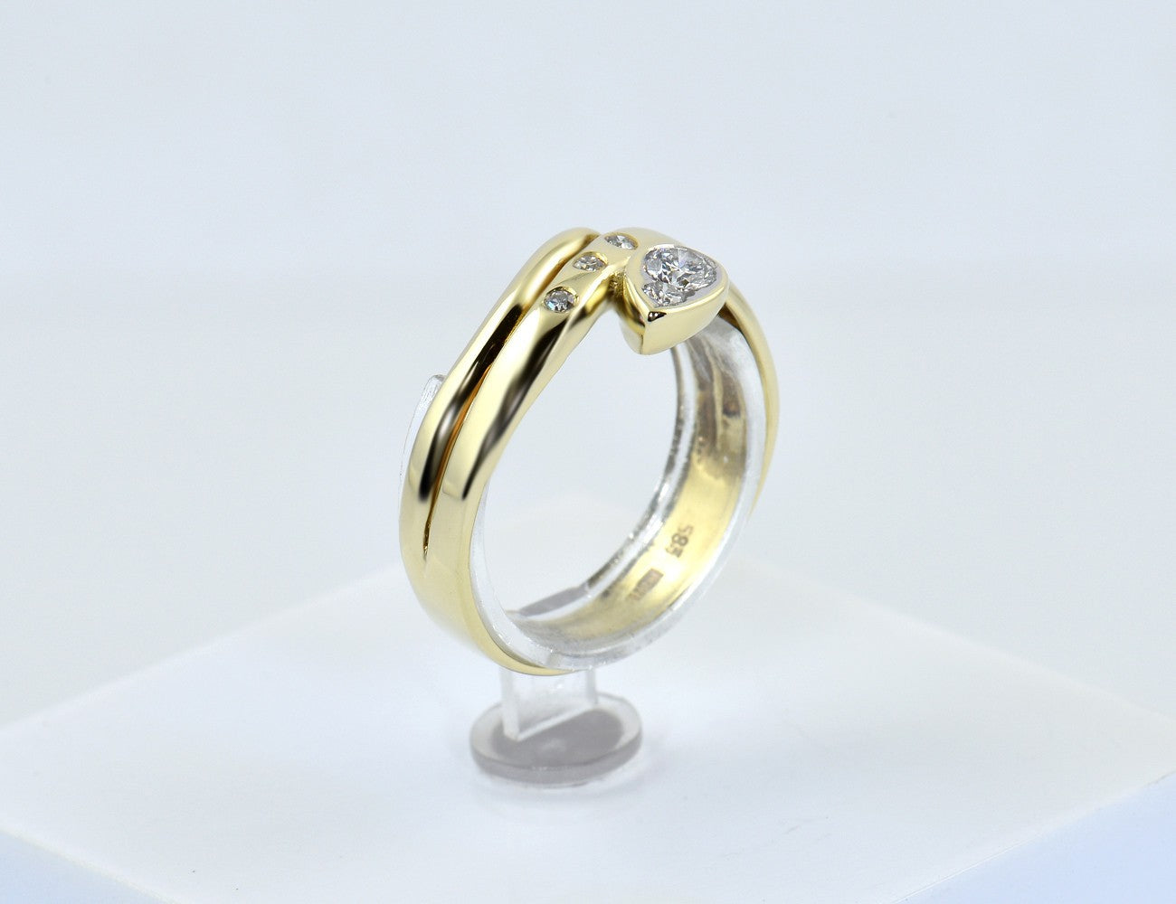 Diamant Ring 585/000 14 K Gelbgold 5 Brillanten zus. 0,20 ct