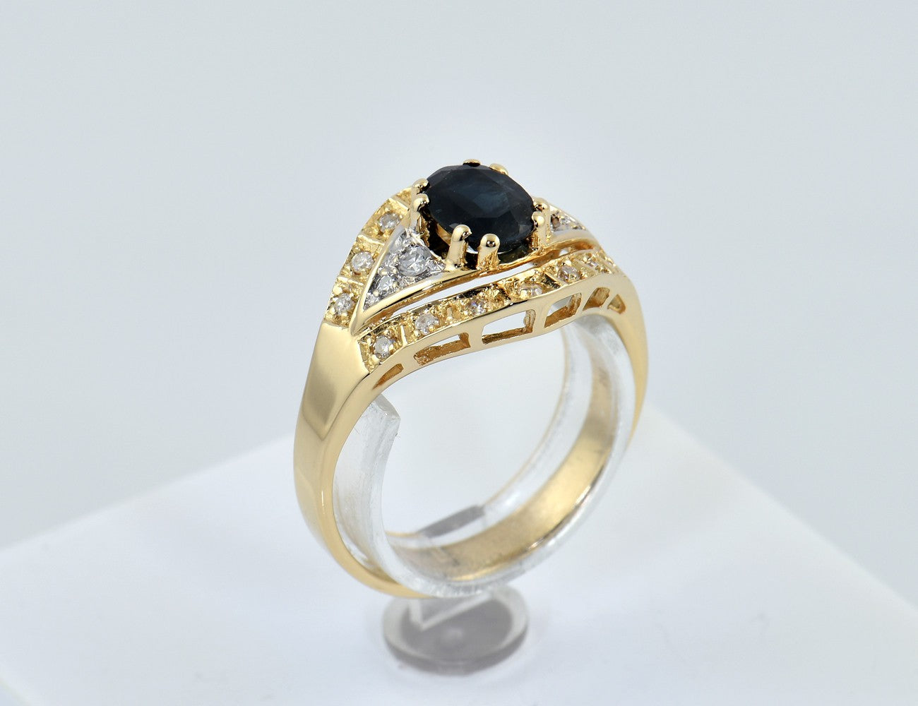 Saphir Diamant Ring 585/000 14 K Gelbgold 18 Diamanten zus. 0,20 ct