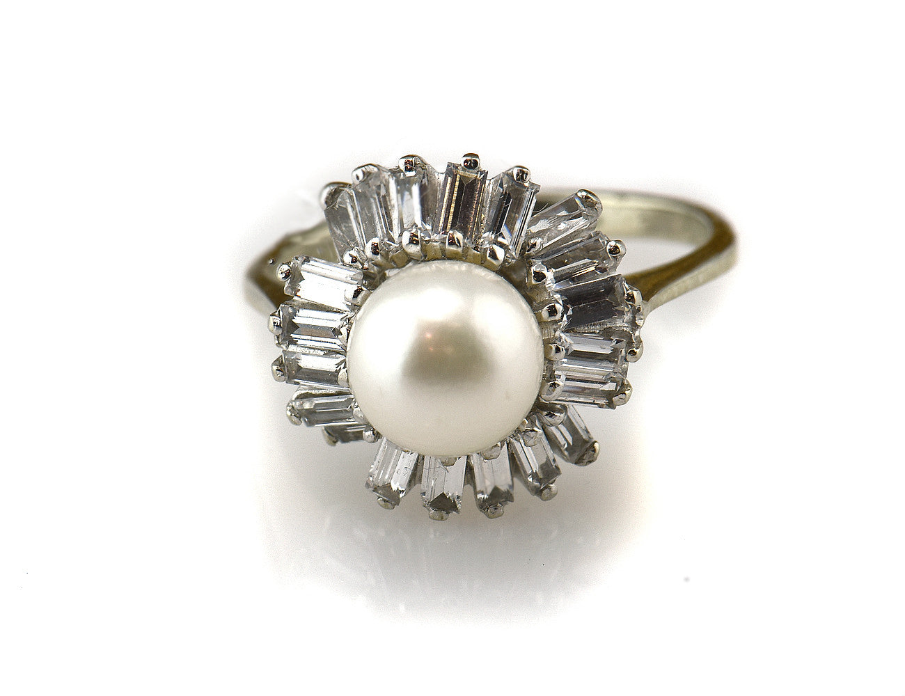 Ring Akoyaperle 585/000 14 K Weißgold Zirkonia