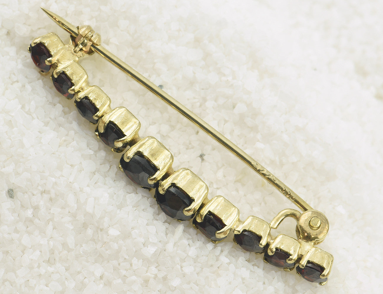Brosche Granat 333/000 8 K Gelbgold
