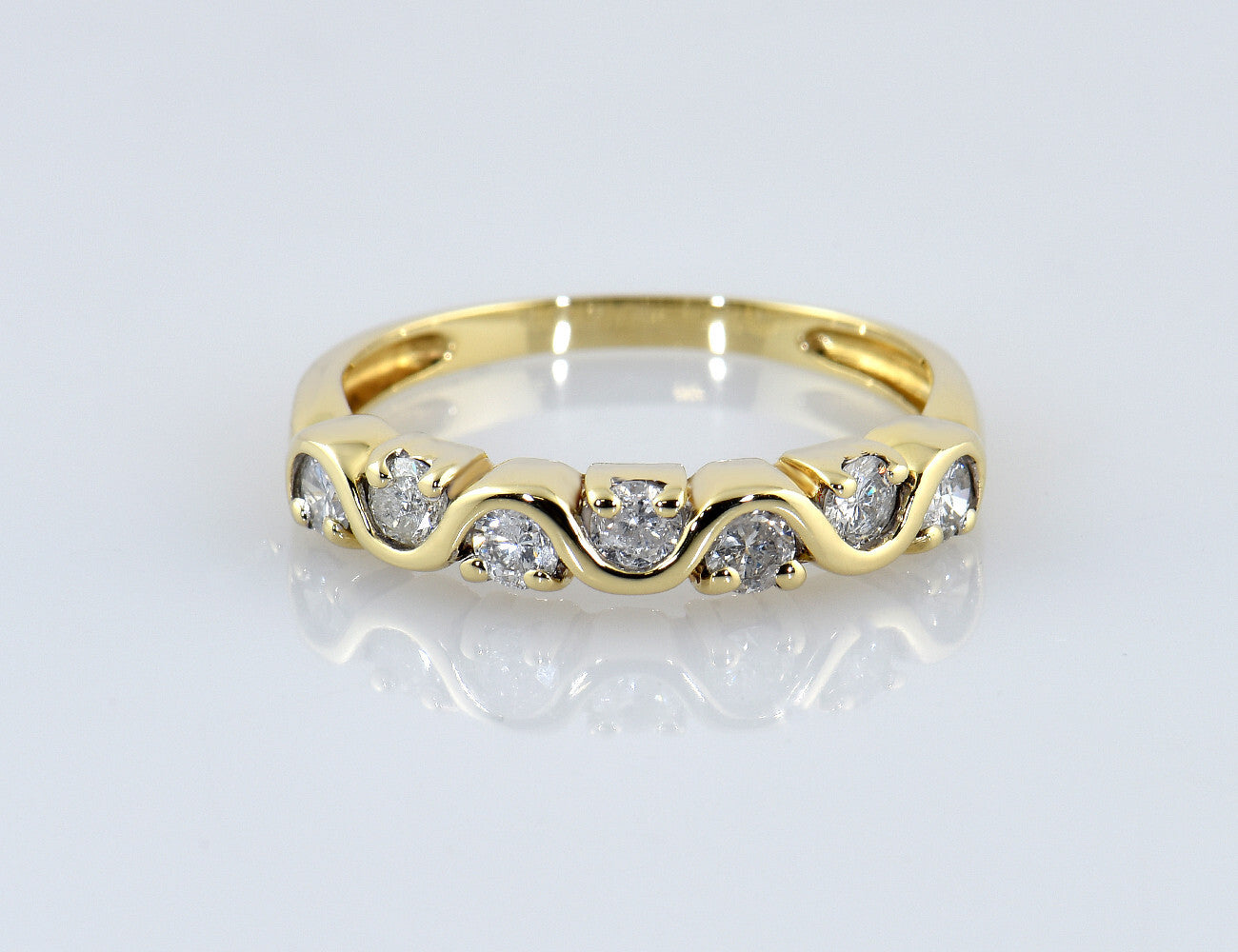 Diamant Ring 585/000 14 K Gelbgold 7 Brillanten zus. 0,55 ct