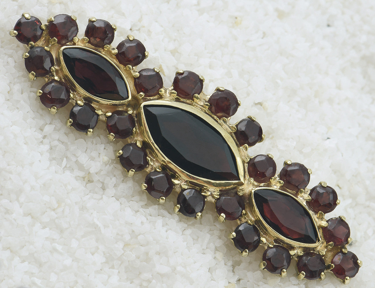 Brosche Granat 333/000 8 K Gelbgold