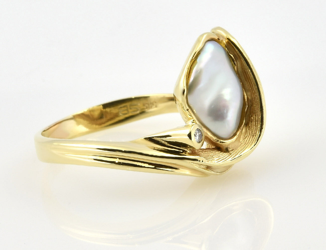 Keshiperlen Ring 585/000 14 K Gelbgold, Brillant 0,02 ct
