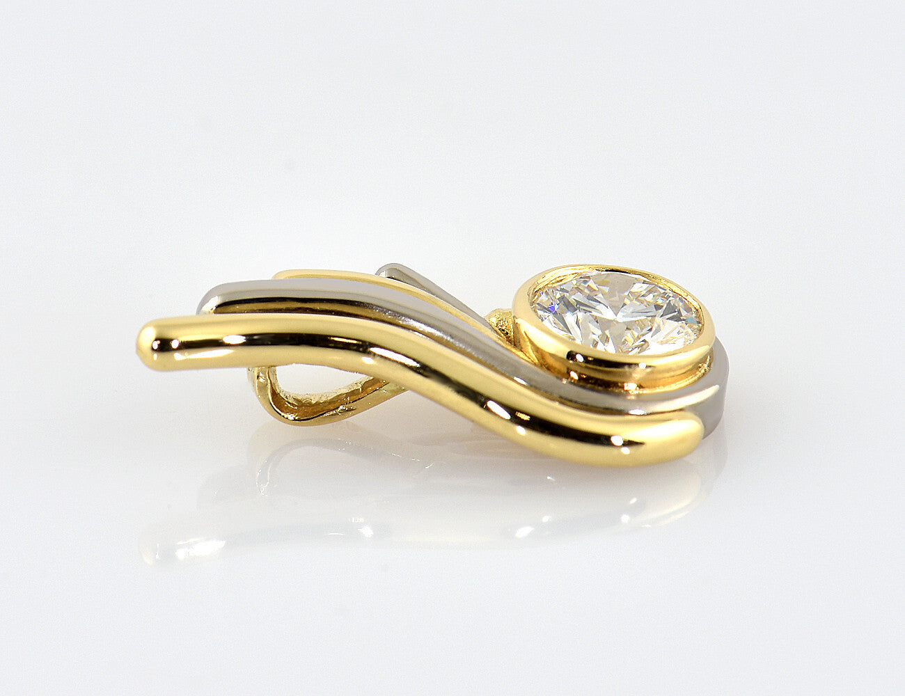 Diamant Solitär Anhänger 750/000 18 K Gelb/Weißgold Brillant 0,55 ct