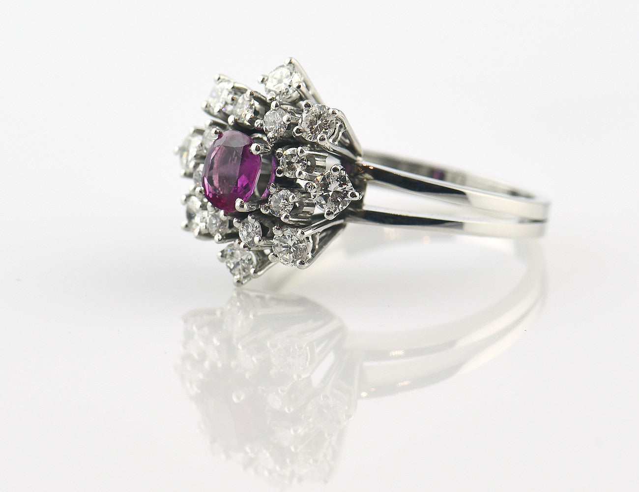 Rubin Diamant Ring 585/000 14 K Weißgold 15 Brillanten zus. 0,80 ct