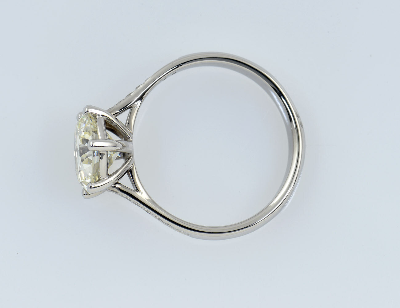 Solitär Ring 585/000 14 K Weißgold 15 Brillanten zus. 3,21 ct Wert 40.000€