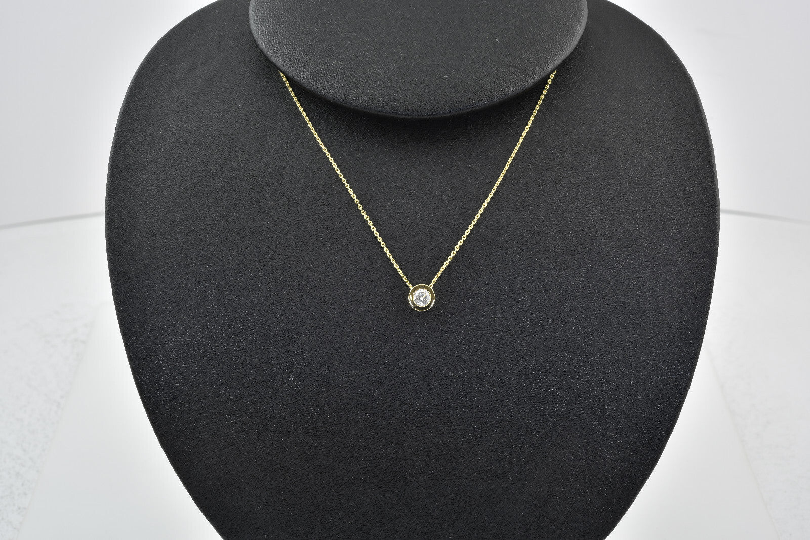 Solitär Anhänger mit Kette 585/000 14 K Gelbgold, 1 Brillant 0,50 ct, 42 cm lang