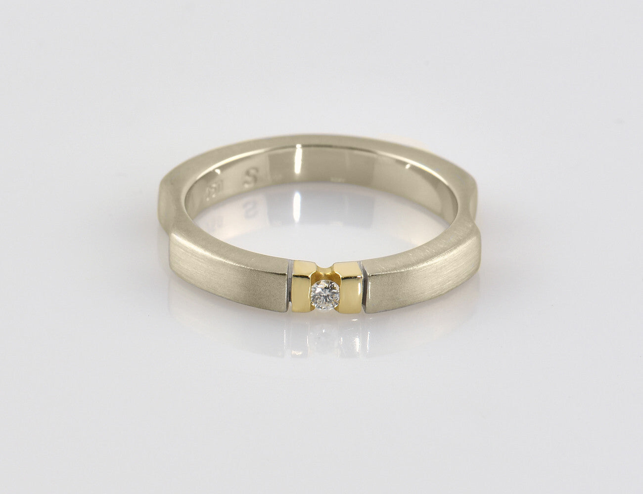 Solitär Diamant Ring 750/000 18 K Weißgold Brillant 0,035 ct