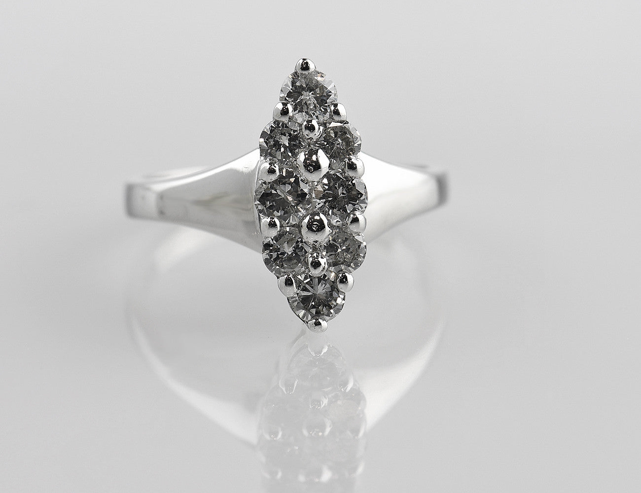 Diamant Ring 585/000 14 K Weißgold 8 Brillanten zus. 0,76 ct