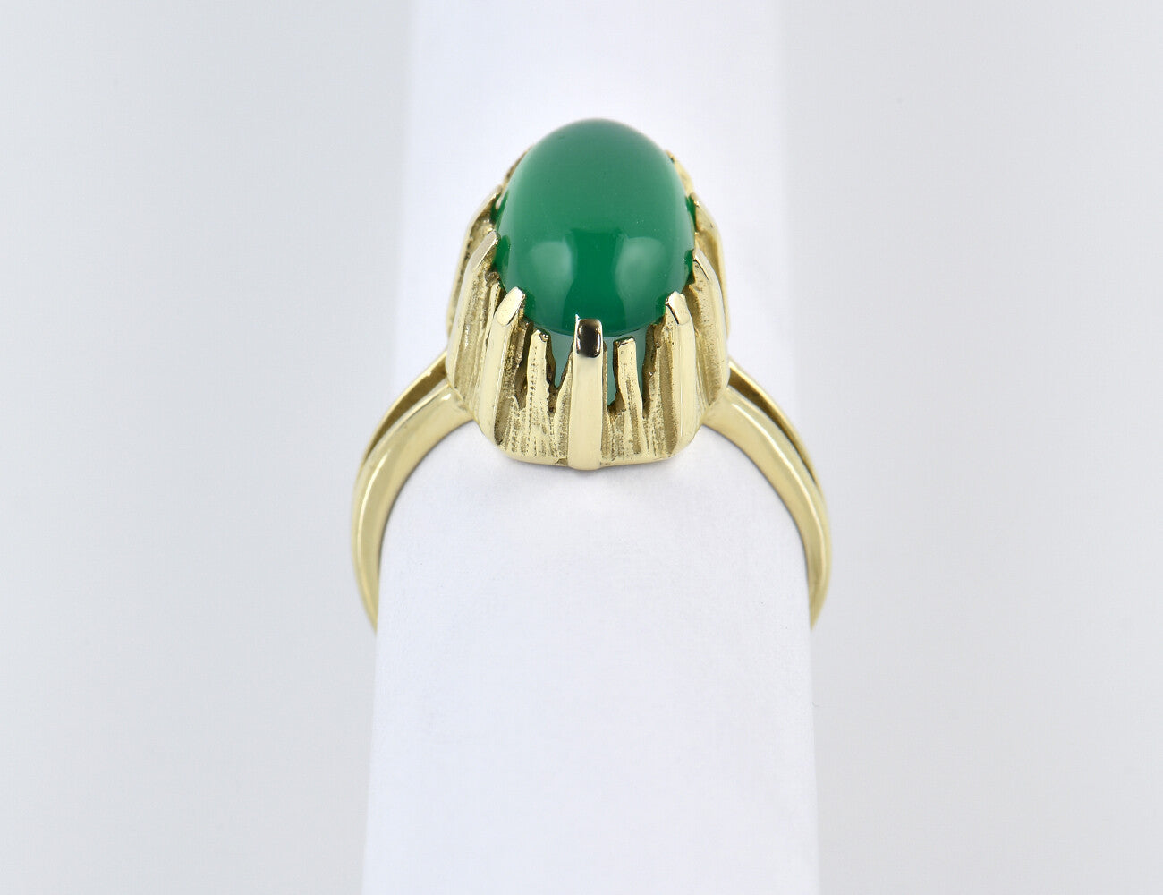 Ring Jade 333/000 8 K Gelbgold