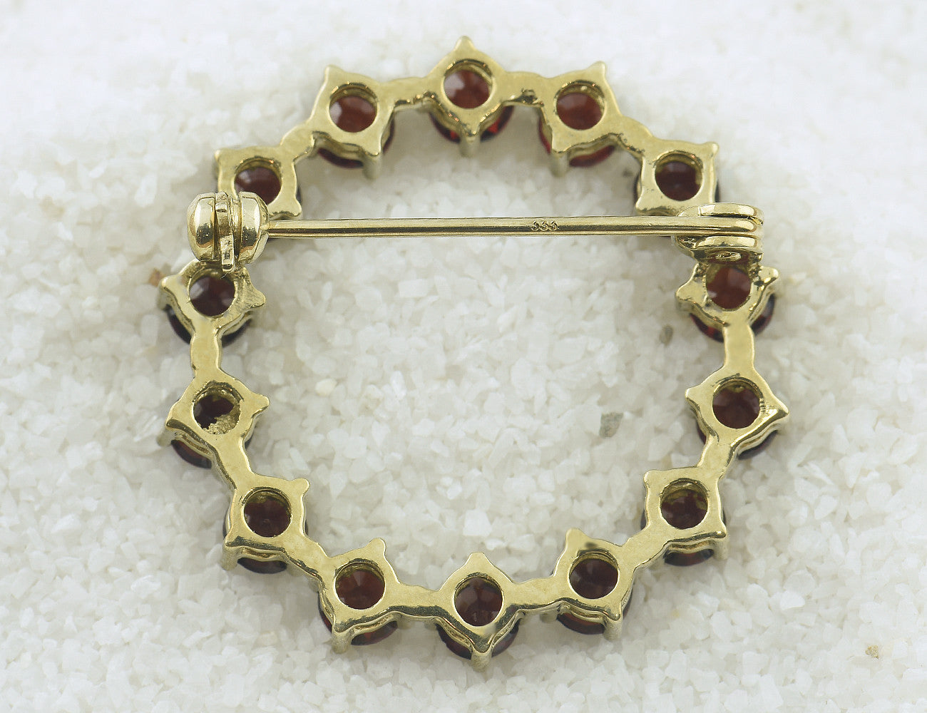 Brosche Granat 333/000 8 K Gelbgold