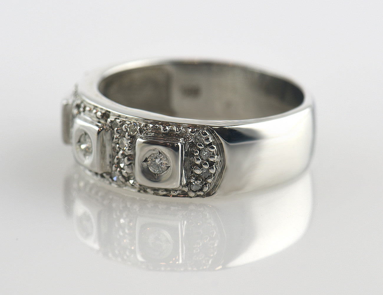 Diamant Ring 585/000 14 K Weißgold 23 Brillanten zus. 0,20 ct