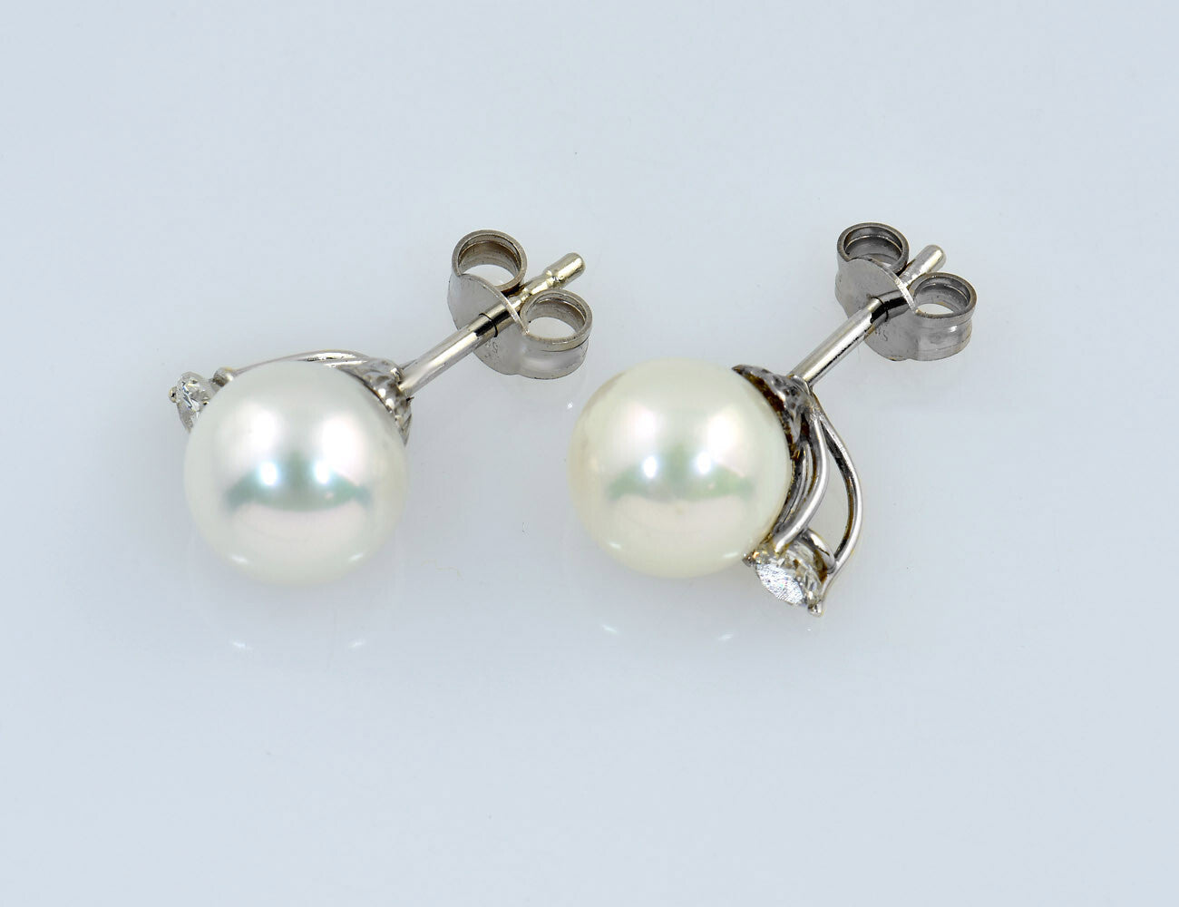 Ohrringe Akoya Perle 585/000 14 K Weißgold Ohrstecker 2 Brillanten zus. 0,23 ct