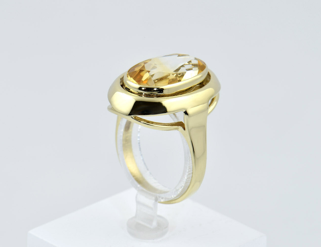 Ring Citrin 333/000 8 K Gelbgold