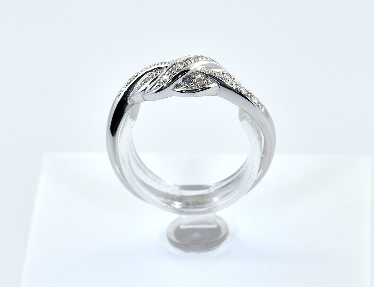 Diamant Ring 375/000 9 K Weißgold 10 Diamanten zus. 0,04 ct